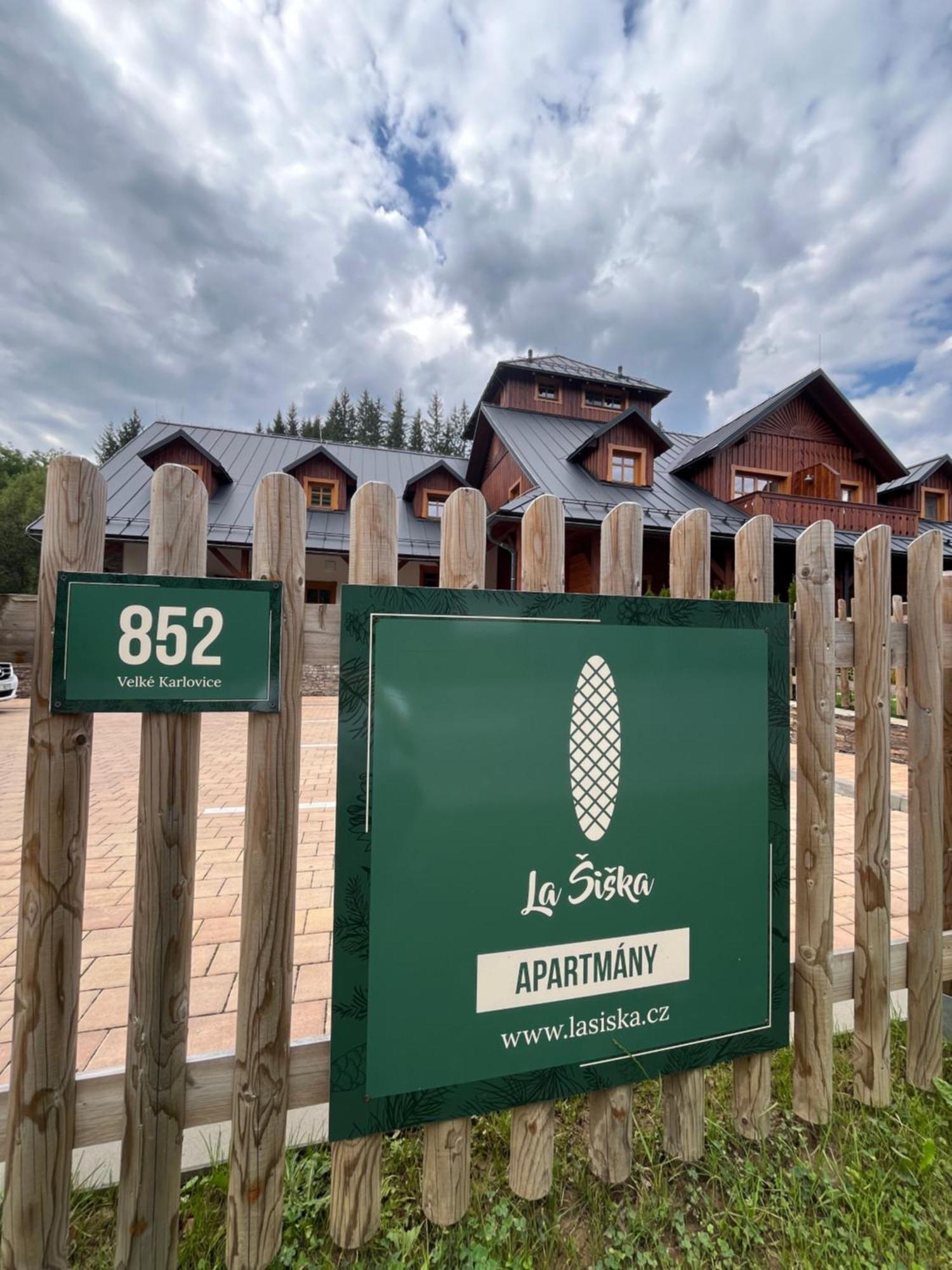 Apartmany La Siska Vsetin Bagian luar foto