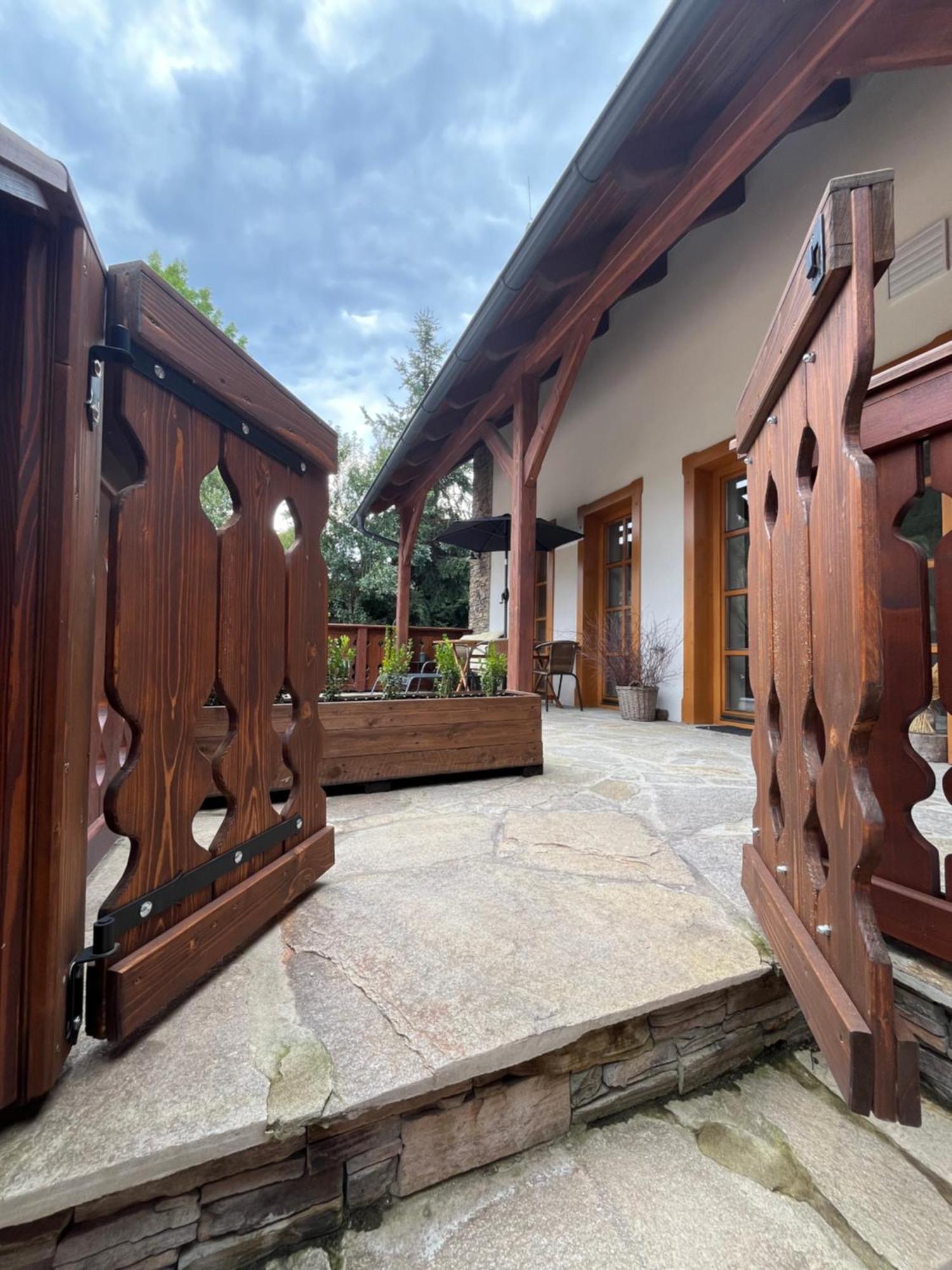 Apartmany La Siska Vsetin Bagian luar foto